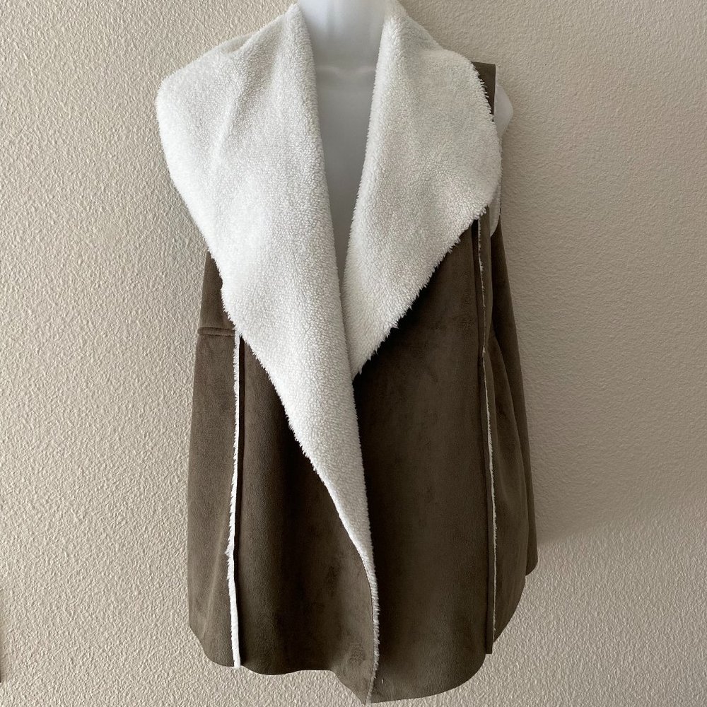 FAUX SHERLING VEST | SMALL